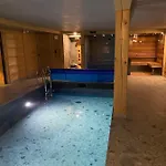 Dağ evi Pod Lasem Krynica Zdroj
